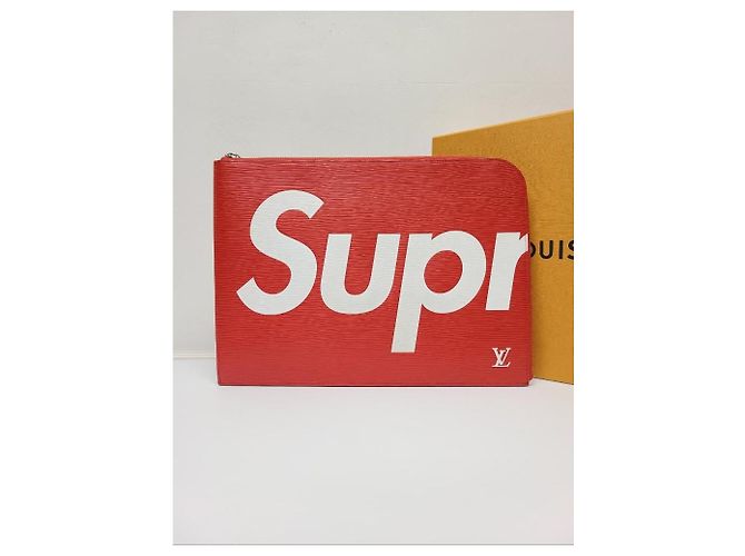 Louis Vuitton Pochette Supreme en cuir Epi rouge - vue 2
