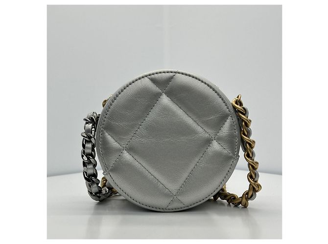 Chanel 19 Chanel Mini Borsa Tamburello Rotonda con Catena Argento - vista 9