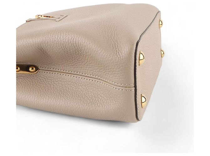 Louis Vuitton Borsa a tracolla mini Taurillon Capucines BB Marrone - vista 5
