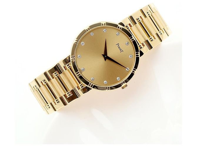 Piaget Altiplano Dancer Men's Gold Watch Medium Long Size Gold Diamond Quartz - view 23