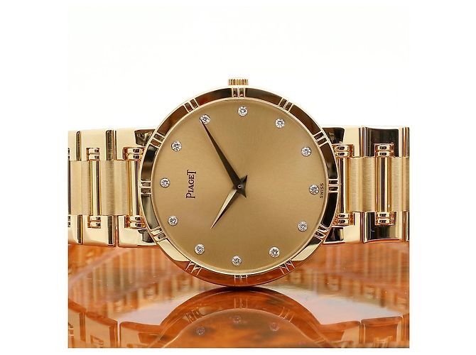 Piaget Altiplano Dancer Men's Gold Watch Medium Long Size Gold Diamond Quartz - view 25