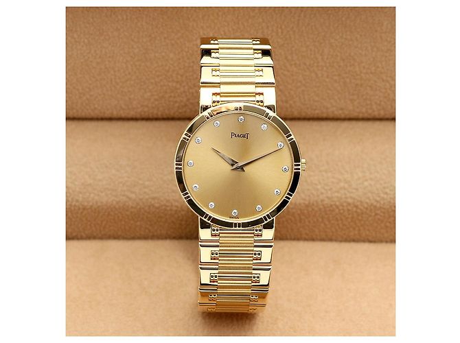 Piaget Altiplano Dancer Men's Gold Watch Medium Long Size Gold Diamond Quartz - view 26