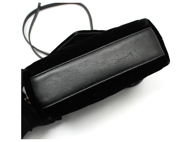 Saint Laurent Borsa a tracolla Lulu Toy in scamosciato nero e metallo dorato con monogramma - vista 3