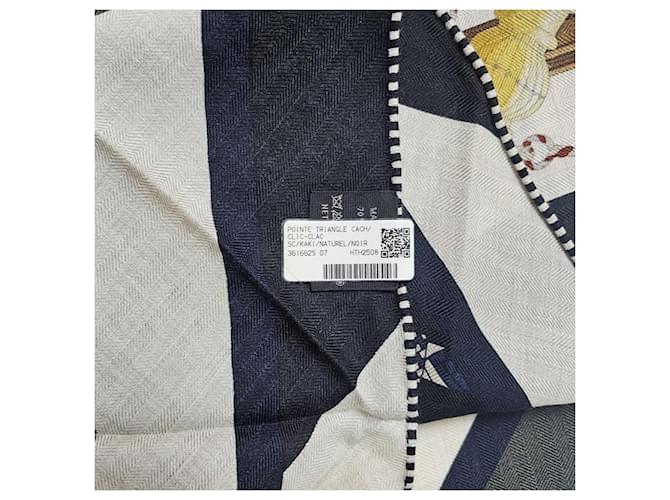 Hermès Sciarpa gigante Clic-Clac Triangle in cashmere e seta Marrone - vista 10