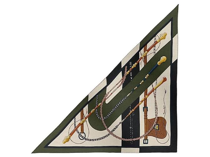 Hermès Sciarpa gigante Clic-Clac Triangle in cashmere e seta Marrone - vista 2