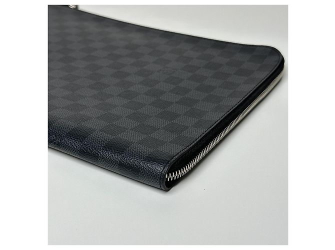 Louis Vuitton Pochette Damier Jour GM Men's Clutch Bag Multicolore - vista 4