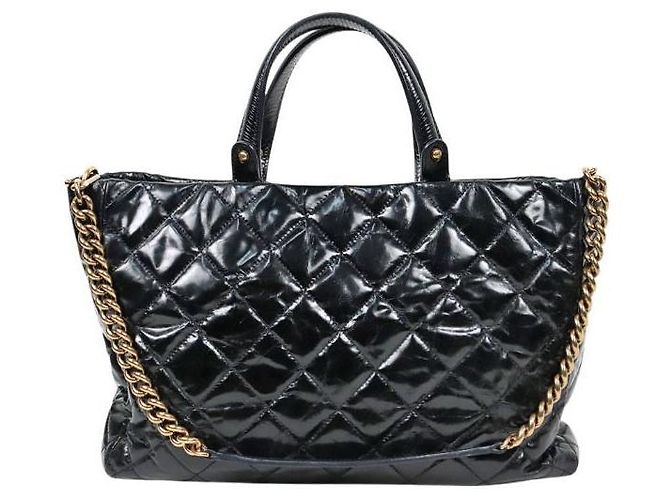 Chanel Borsa tote in pelle di vitello stropicciata nera Nero - vista 3