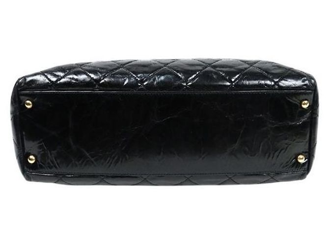 Chanel Borsa tote in pelle di vitello stropicciata nera Nero - vista 4