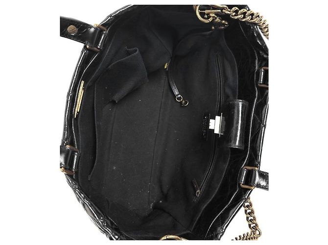 Chanel Borsa tote in pelle di vitello stropicciata nera Nero - vista 8