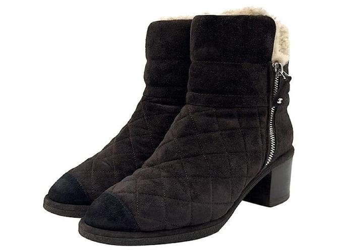 Chanel Botines de shearling acolchado Castaño - vista 2