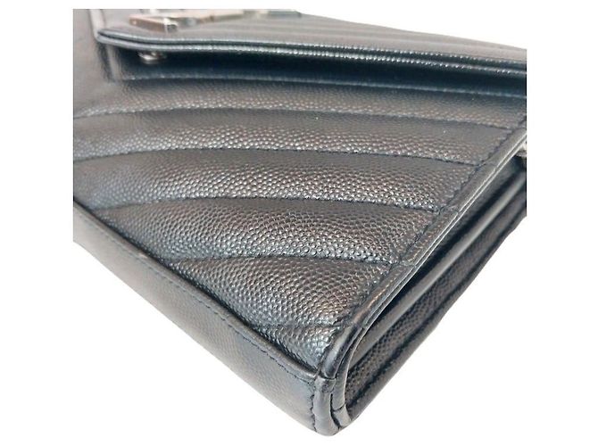 Saint Laurent Borsa a tracolla YSL Cassandra Medium Black Monogram Matelassé con catena argentata Nero - vista 4