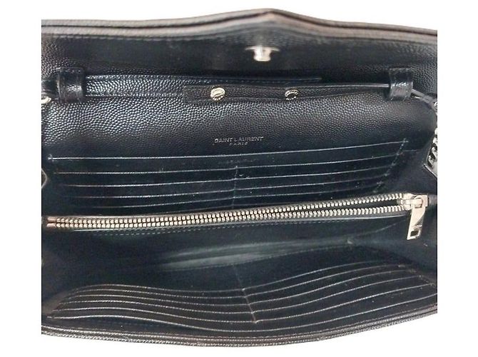 Saint Laurent Borsa a tracolla YSL Cassandra Medium Black Monogram Matelassé con catena argentata Nero - vista 6