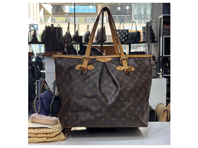 Louis Vuitton Tela Monogram Palermo GM Nero - vista 3