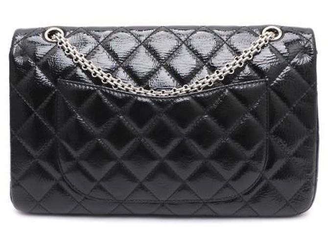 Chanel Vintage Schultertasche mit großer silberner Kette aus schwarzem Lackleder - Ansicht 12