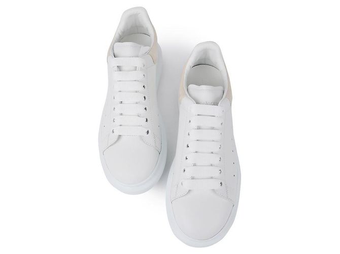 Alexander Mcqueen Sneakers Oversized Bianco - vista 4