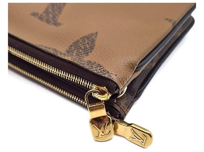 Louis Vuitton Pochette Double Monogram Castaño - vista 6