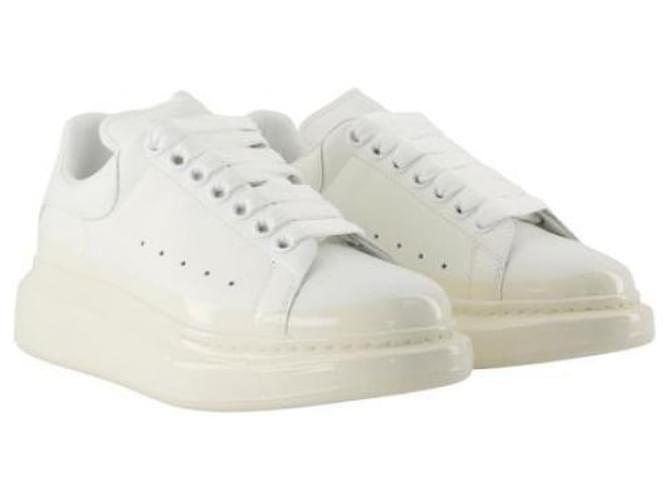 Alexander Mcqueen Sneakers Oversized Bianco - vista 5