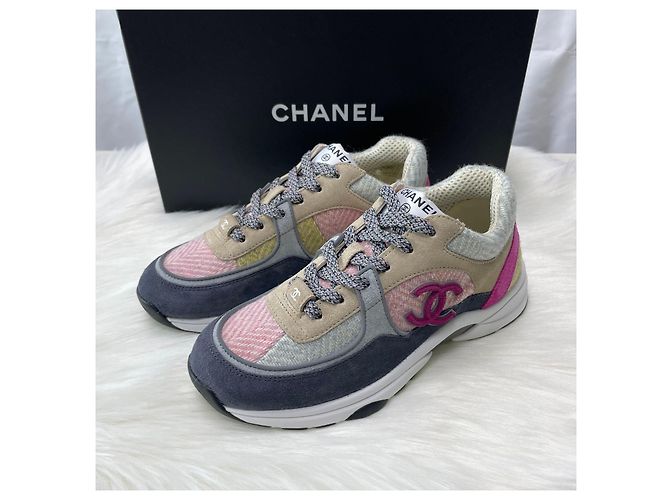 Chanel Sneakers in scamoso e tweed con logo CC Multicolore - vista 2