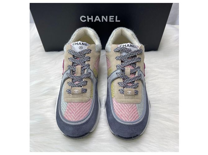 Chanel Sneakers in scamoso e tweed con logo CC Multicolore - vista 3
