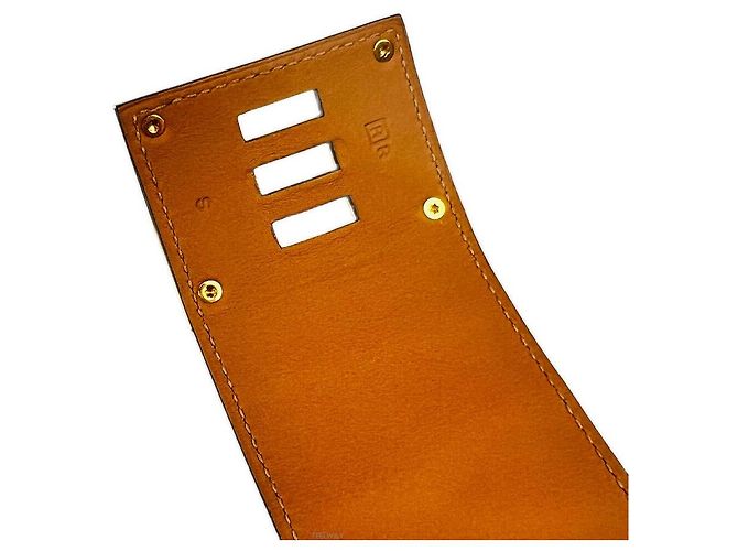 Hermès Bracciale Kelly Dock Crocodile Placcato Oro
Bracciale con Timbro Nero - vista 5