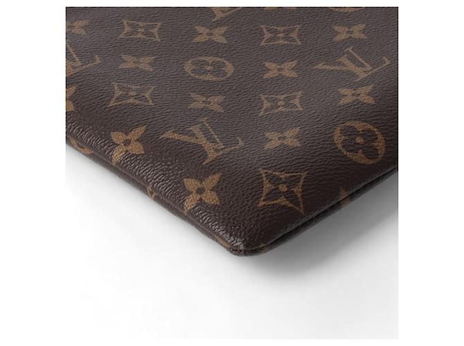 Louis Vuitton Pochette Monogram Daily Rosa - vista 5