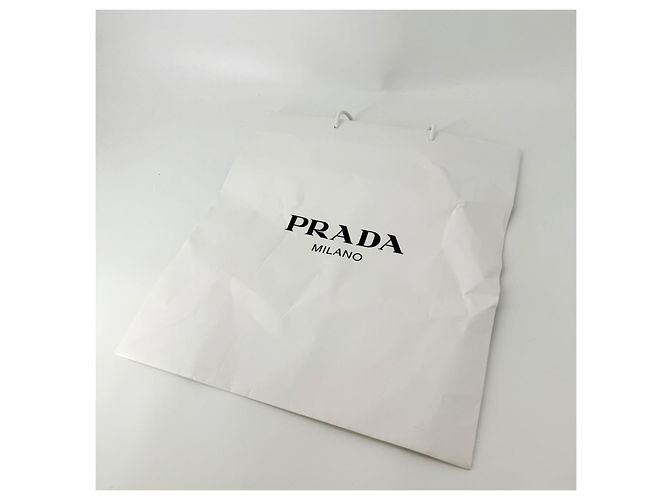 Prada Langer gesteppter Daunenmantel aus Re-Nylon mit Triangle-Logo Braun - Ansicht 8
