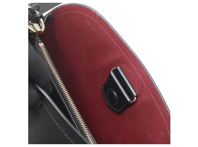 Prada Borsa a tracolla Martini Medium in Saffiano nero con finiture dorate - vista 12