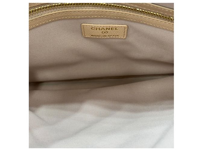 Timeless Chanel Clutch Classic Medium Rosa Beige Caviar con Chip Marrone - vista 5