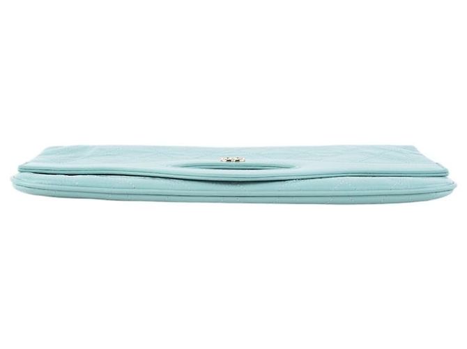 Chanel Clutch pieghevole con patta in pelle di vitello lucida Blu - vista 6