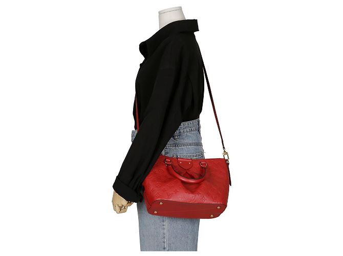 Louis Vuitton Tote e borsa a tracolla Majareng Émpreinte Monogram Red PM Rosso - vista 8