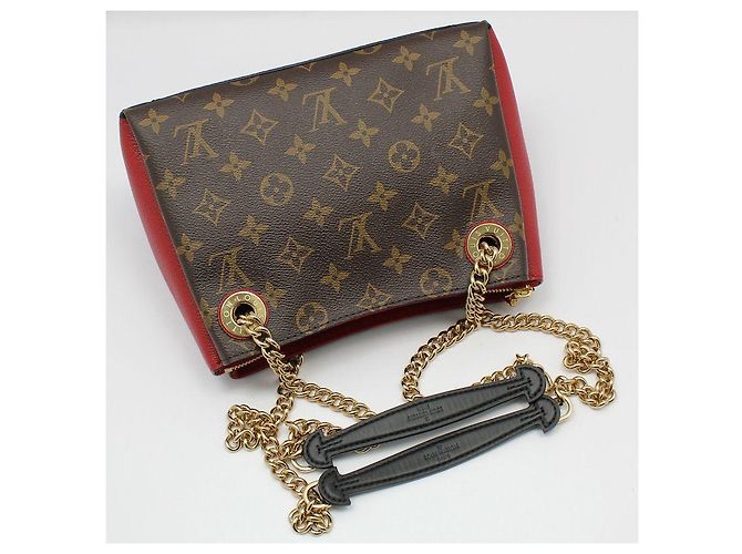 Louis Vuitton Borsa a Spalla Monogram Shiren BB Marrone - vista 3
