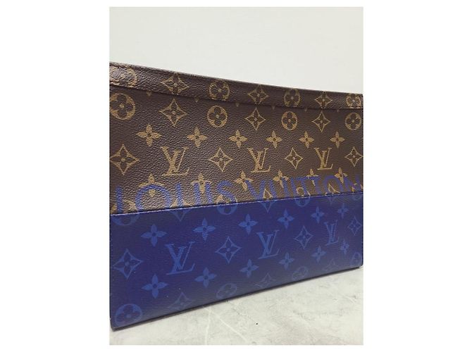 Louis Vuitton Clutch Split Monogram Blu Kim Jones - vista 4