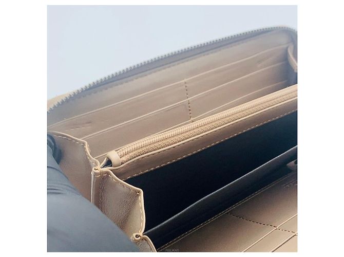 Marmont Gucci Cartera Larga GG Matelassé Zip Castaño - vista 5