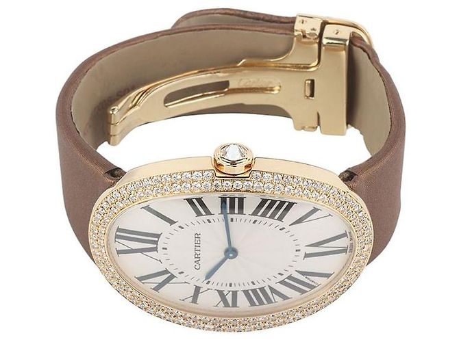 Cartier Reloj Benua Large con caja de oro amarillo transparente y bisel de diamantes para mujer - vista 3