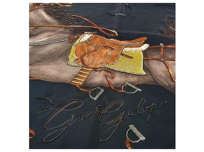 Hermès Sciarpa quadrata in seta da donna Grand Galop con ricami in perline di vetro Multicolore - vista 8