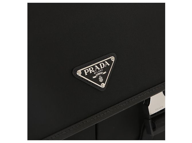 Prada Bolsa de ombro nylon e couro Saffiano com fivela Preto - vista 7
