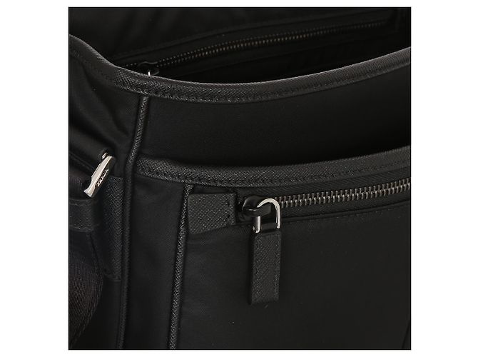 Prada Bolsa de ombro nylon e couro Saffiano com fivela Preto - vista 8