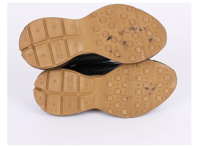 Gucci Sneakers Ryton da uomo con logo arcobaleno Nero - vista 10