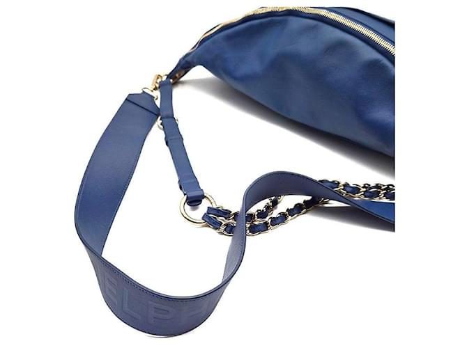 Chanel Borsa a tracolla oversize Pharrell Williams Blu - vista 5