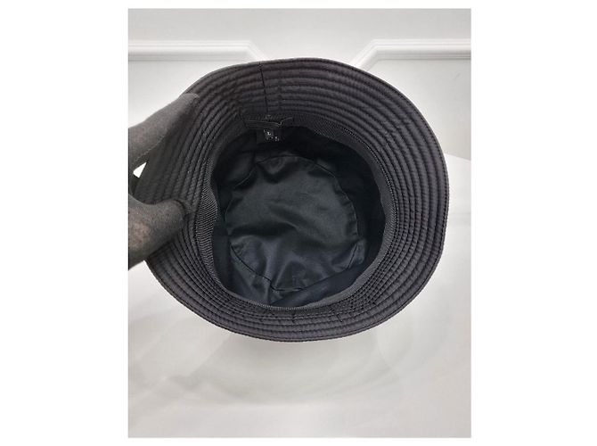 Prada Cappello Bucket in Re-Nylon Nero - vista 4