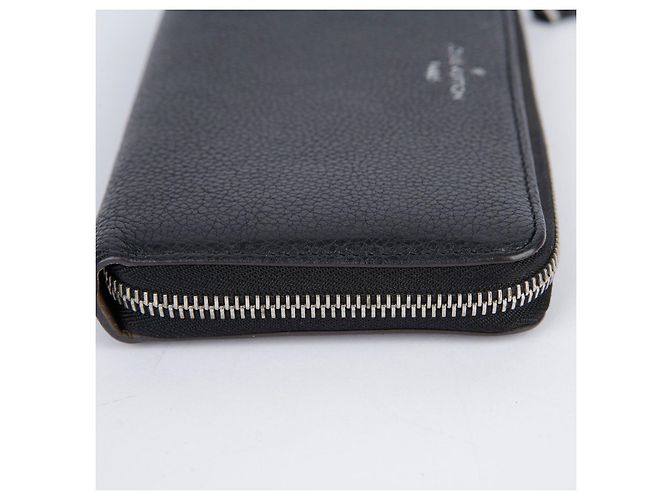 Louis Vuitton Portafoglio lungo Comète in pelle di vitello nera Nero - vista 8