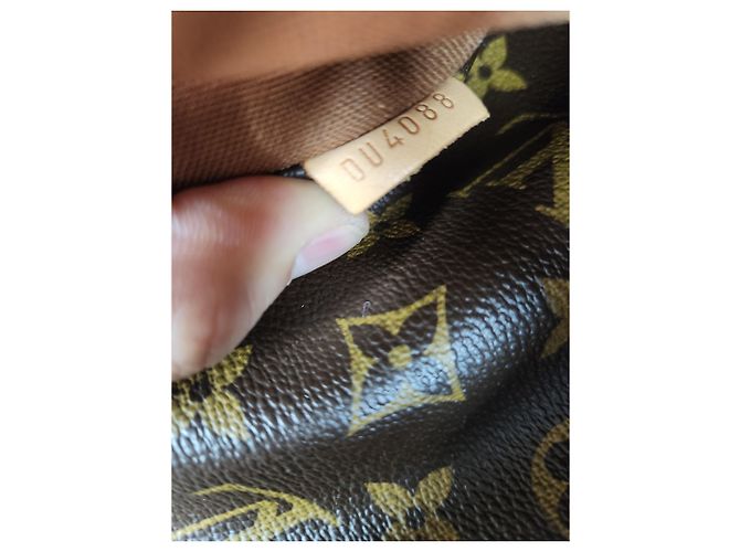 Louis Vuitton Borsa a tracolla Monogram Bosphore GM - vista 21