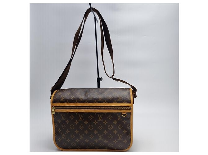 Louis Vuitton Borsa a tracolla Monogram Bosphore GM - vista 3