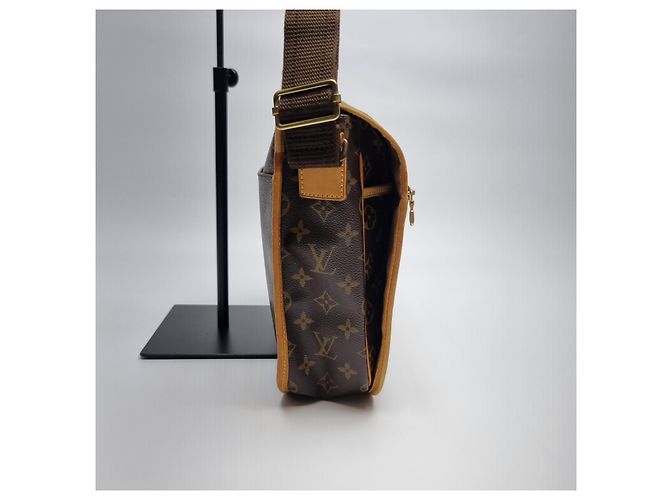 Louis Vuitton Borsa a tracolla Monogram Bosphore GM - vista 8