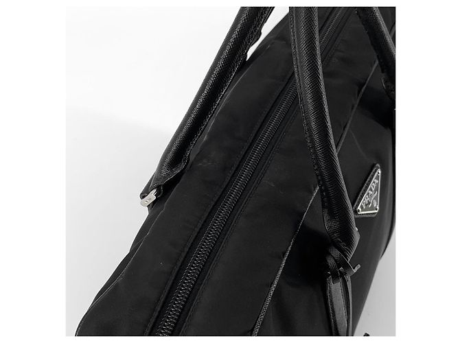 Prada Valigetta Tote in Re-Nylon Saffiano Nero - vista 8