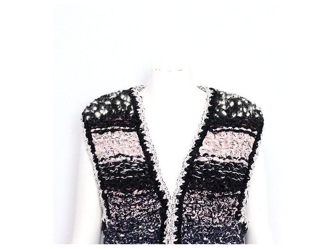 Chanel Chaleco de tweed para mujer con botón CC Rosa - vista 2