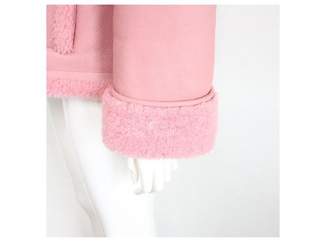 Louis Vuitton Abrigo corto con capucha de shearling para mujer Rosa - vista 3