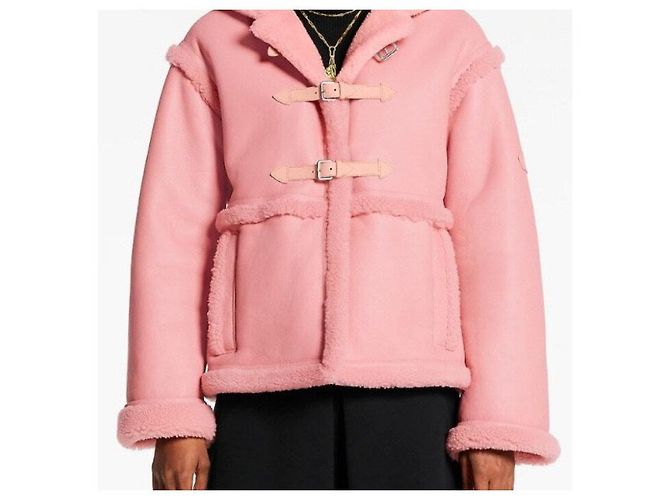 Louis Vuitton Abrigo corto con capucha de shearling para mujer Rosa - vista 7