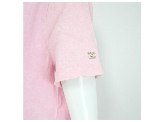 Chanel Short Sleeve T-Shirt Season mit kristallbesetztem Logo Pink - Ansicht 3