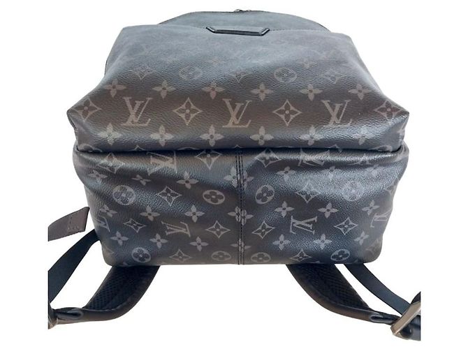 Louis Vuitton Mochila Discovery PM en lona Monogram Eclipse negra Castaño - vista 5
